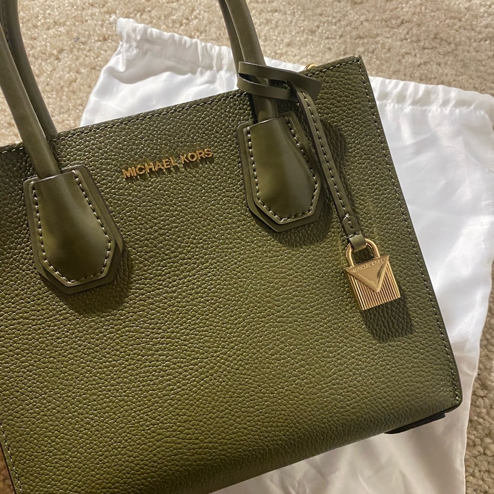 Michael Kors Women Bag